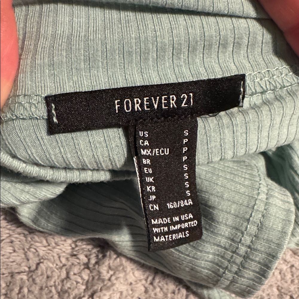 Forever 21 Light Green Ribbed Crop Top - Picture 3 of 3